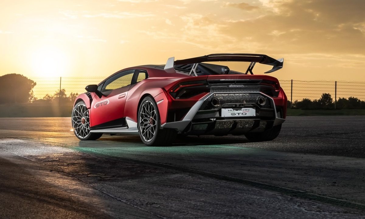 2024 lamborghini huracan sto 5